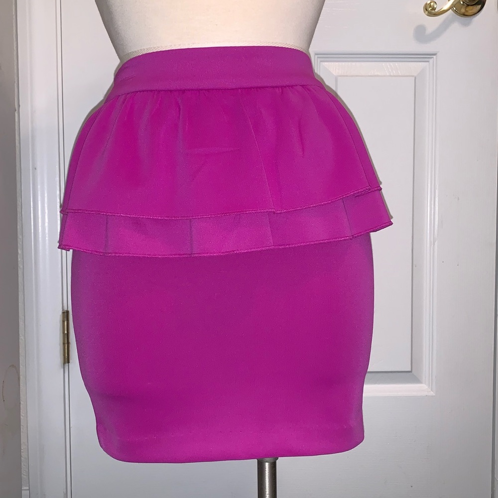 Pink / purple pencil skirt